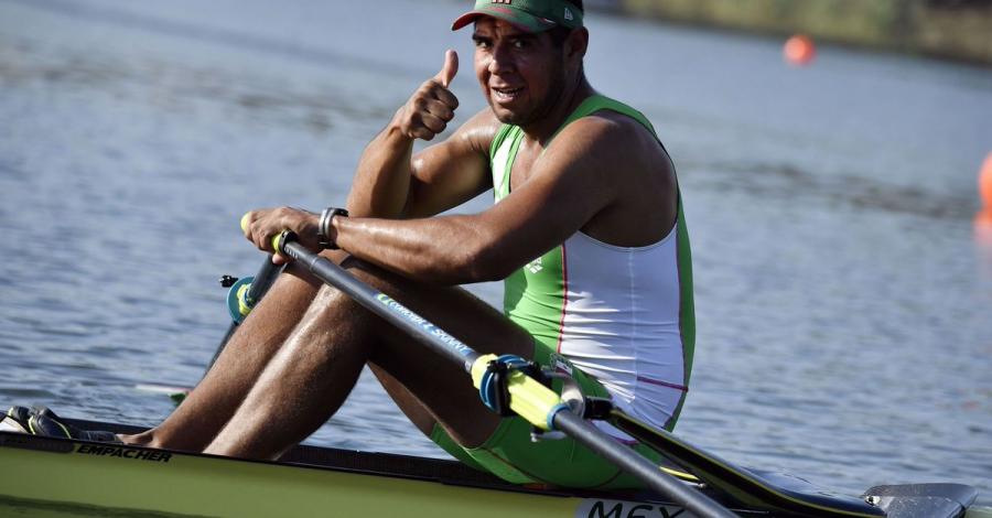 Plata para el mexicano Juan Cabrera en remos cortos varonil