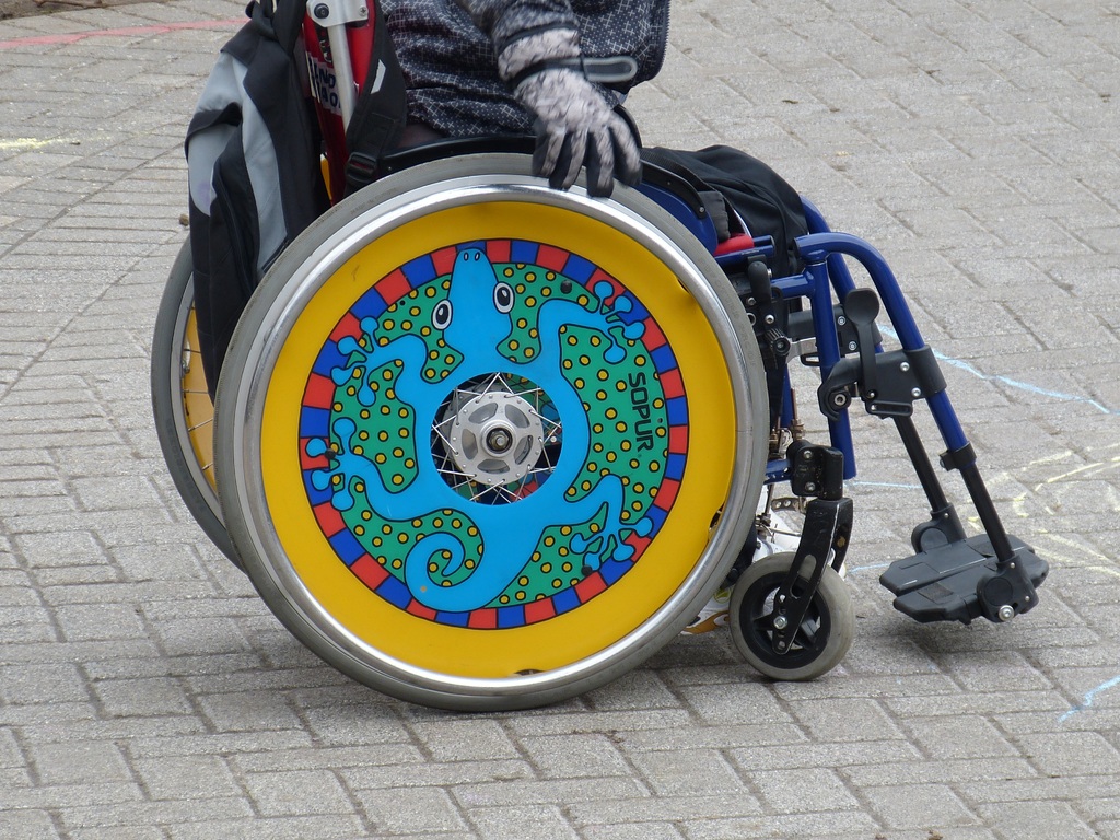 Rusia desarrolla dispositivo para personas con discapacidad en piernas