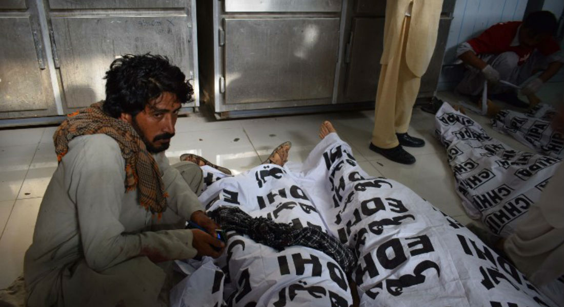 25 muertos en atentado durante un mitin en Pakistán
