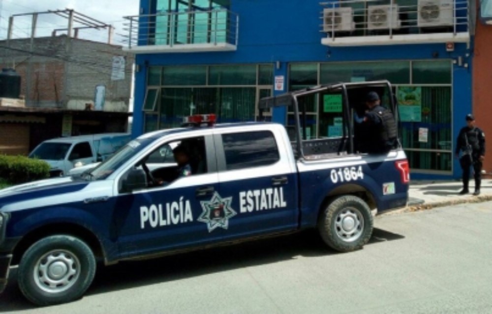 Policía mexiquense captura a seis presuntos asaltantes y asegura armas