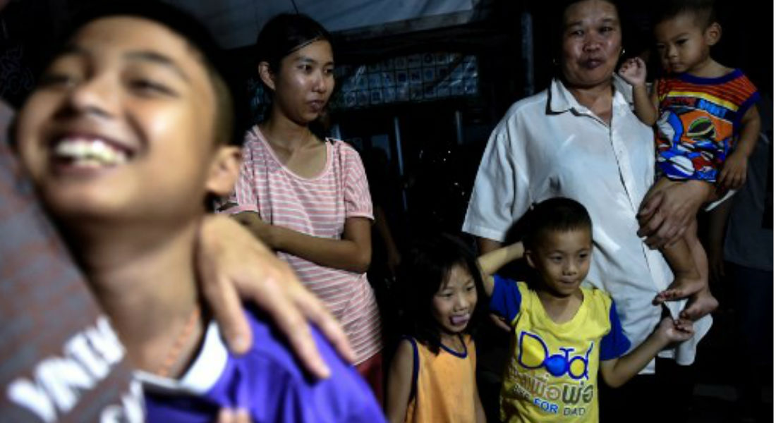 Revive día a día la agonía de los niños atrapados en cueva de Tailandia
