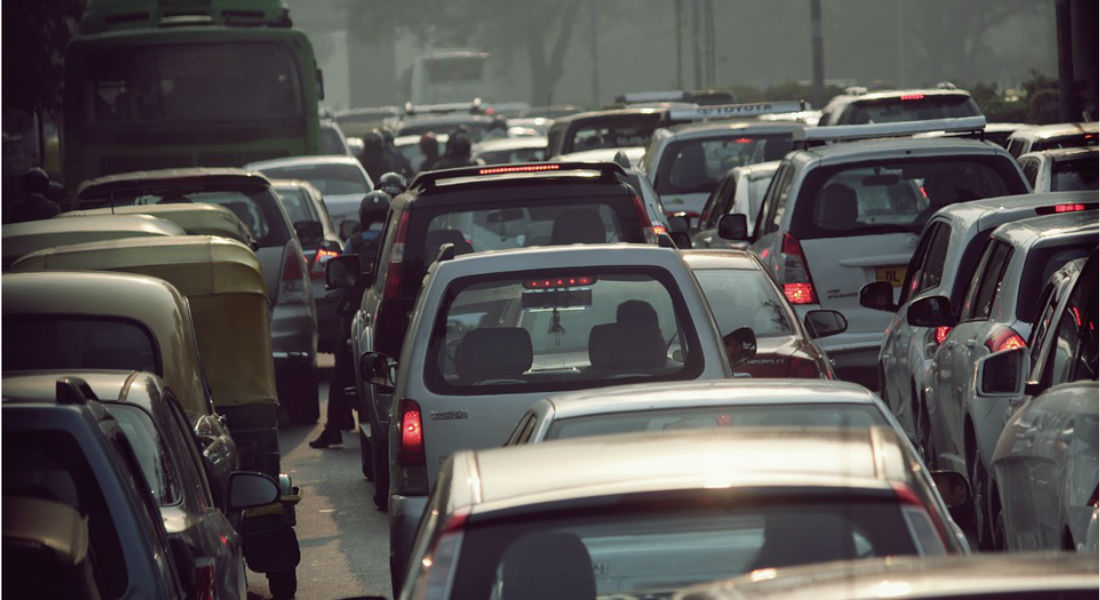Autopista México-Cuernavaca, llena de tráfico hoy sábado