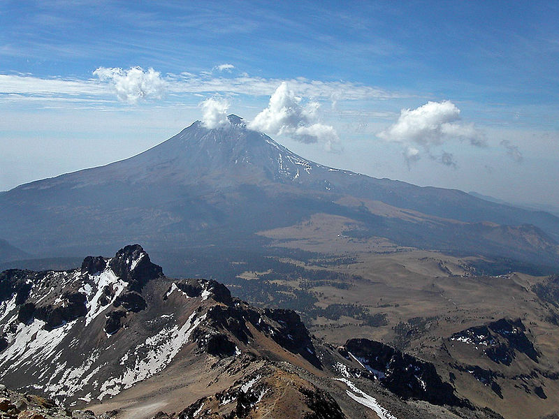 Popocatépetl registra 21 exhalaciones de baja intensidad
