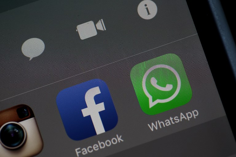 Facebook buscará ganar dinero con servicio de mensajes de WhatsApp