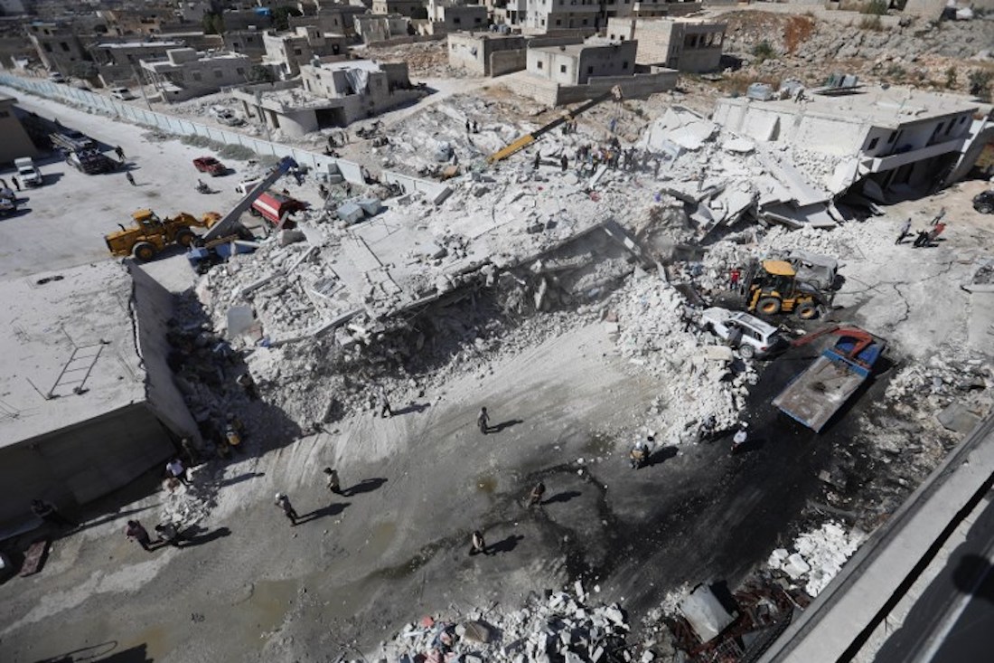 Mueren al menos 39 civiles en explosión de depósito de armas en Siria