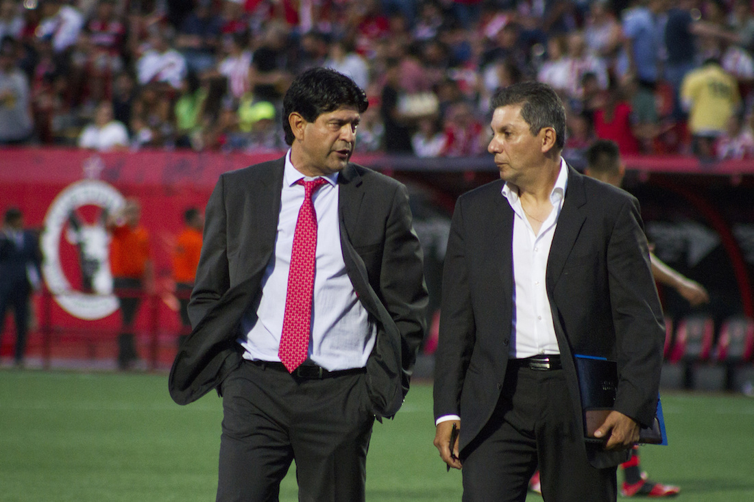A Chivas le urge tener ejecutivos que sepan de futbol: Misael Espinoza