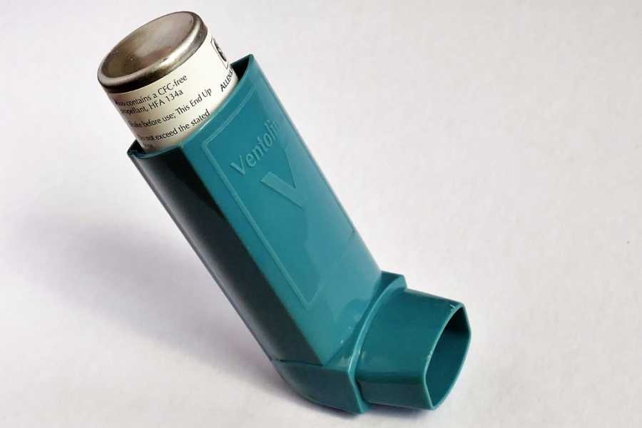 Médicos del IMSS aseguran que el asma es una enfermedad tratable