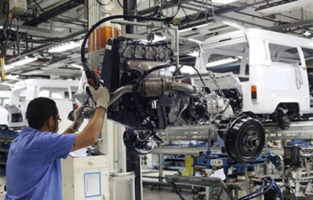 Retrocede producción de vehículos en julio: AMIA