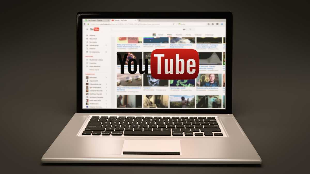 YouTube dejará de recomendar videos con teorías de conspiración