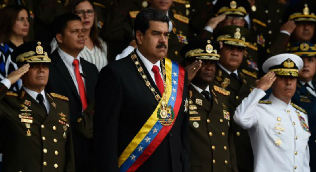 VIDEO: Evacúan a Nicolás Maduro durante acto oficial en Venezuela