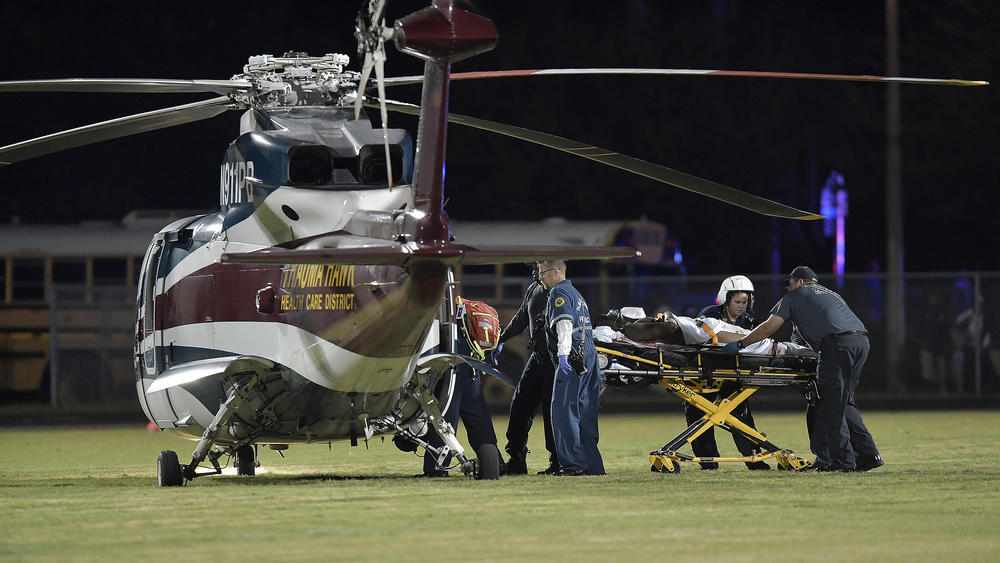 Riña termina en tiroteo en preparatoria de Florida