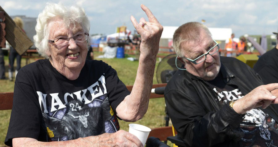 Ancianos rockers se escapan del asilo para ir a un festival de heavy metal