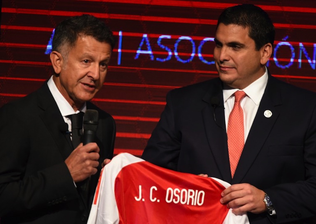 Es una oportunidad única dirigir una selección de tanto prestigio: Osorio