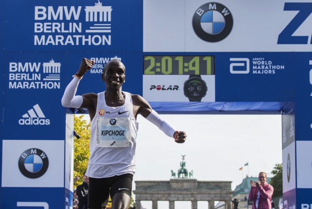 Nuevo récord mundial en maratón de Berlin por un Keniano