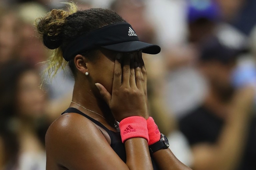 Multan a Serena Williams por 17.000 dólares y denuncia sexismo 🎾