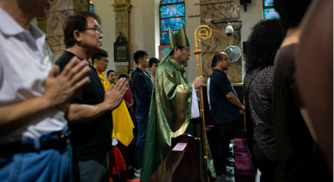 China quiere mejorar relaciones con el Vaticano
