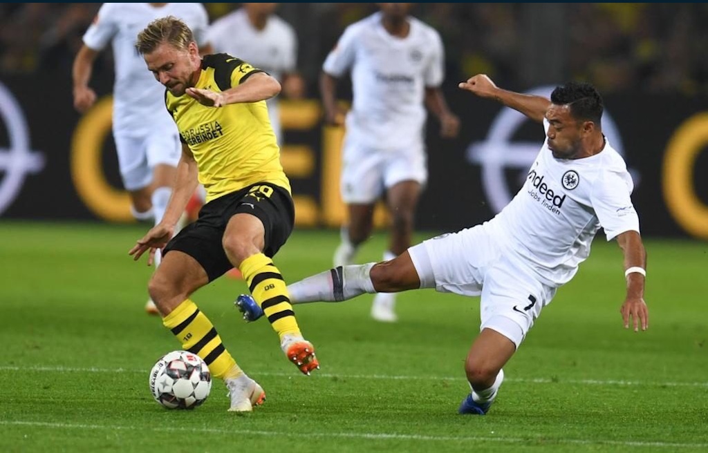 Marco Fabián regresó a la titularidad y Frankfurt pierde con Borussia