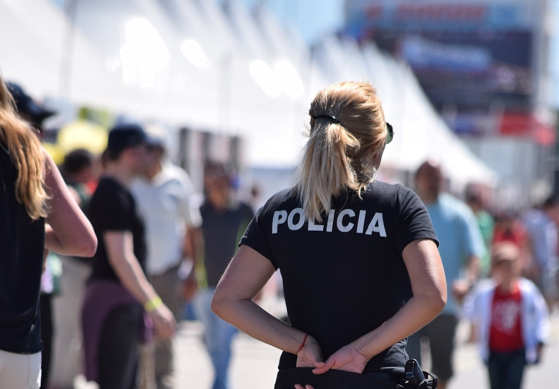 Policía asesina a un hombre al confundirse de casa