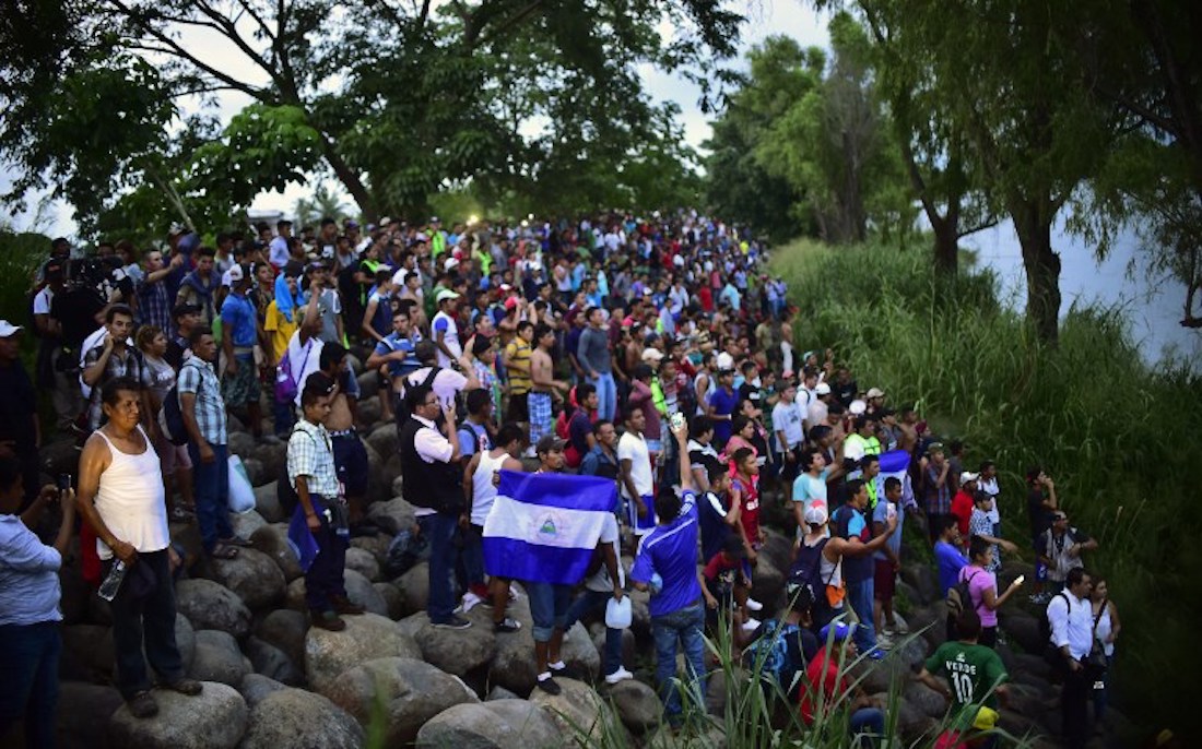 Maduro pide a Trump abrir EUA a caravana de migrantes hondureños