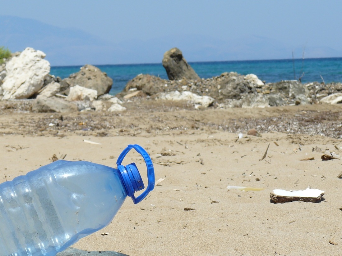 Europa y acuarios de todo el mundo se unen para combatir al plástico