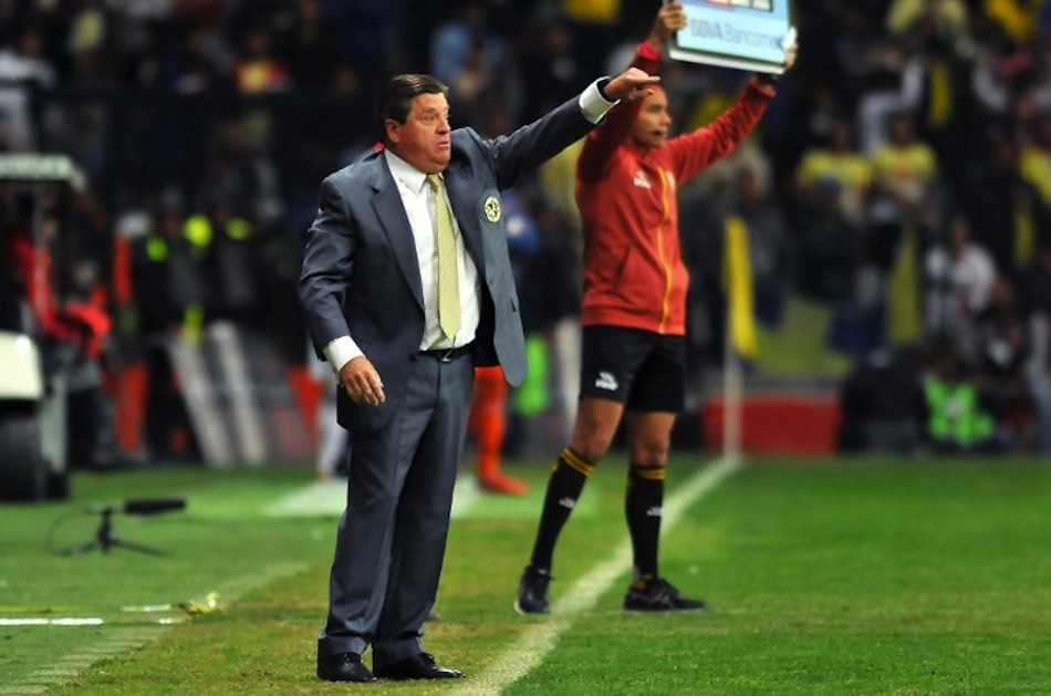 El “Piojo” Herrera culpa al árbitro por el empate ante Toluca