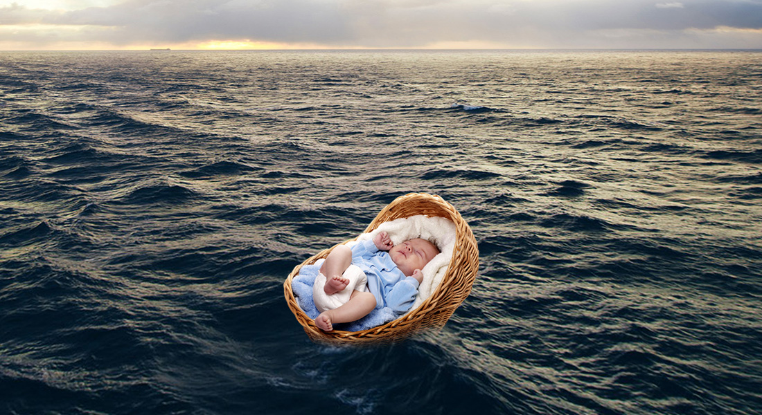 Pescador encuentra a bebé vivo en el mar