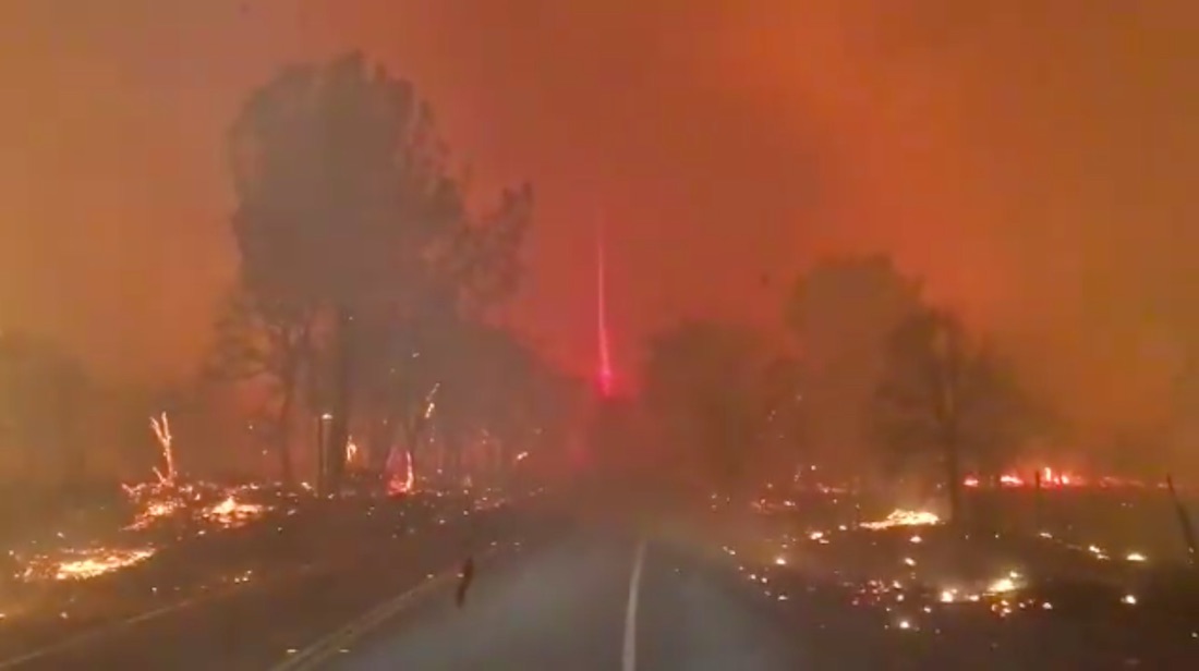 VIDEO: En medio del infierno; captan tornado de fuego en incendio en California