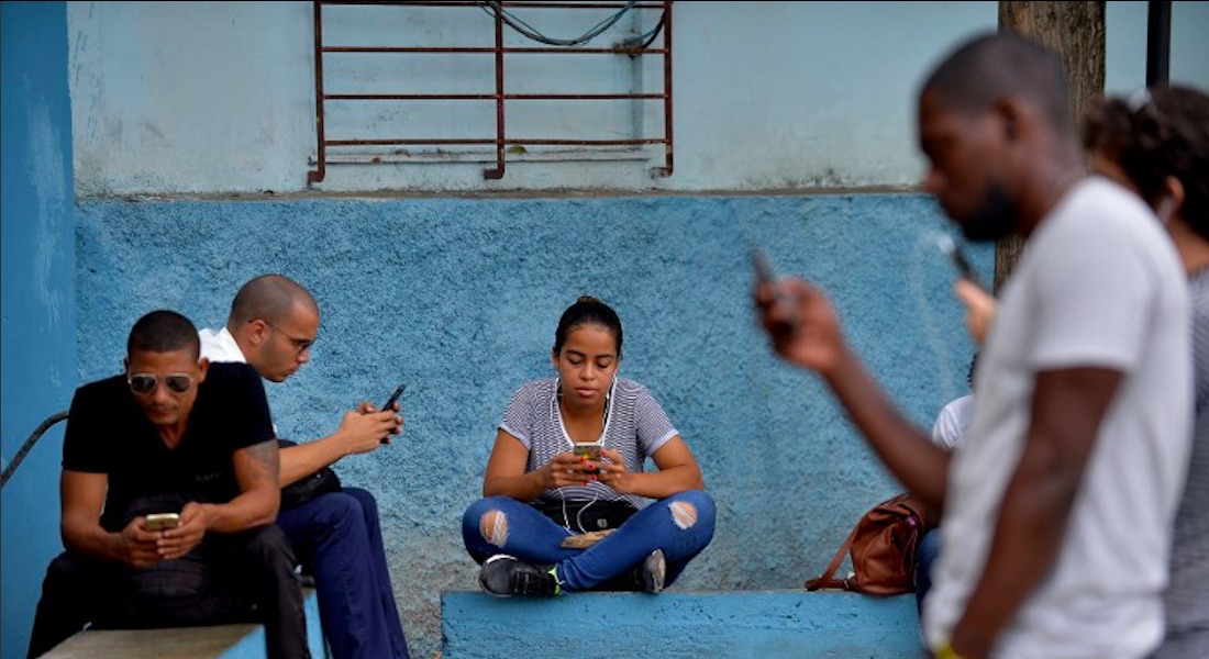 Cuba ya tiene servicio de Internet en teléfonos móviles