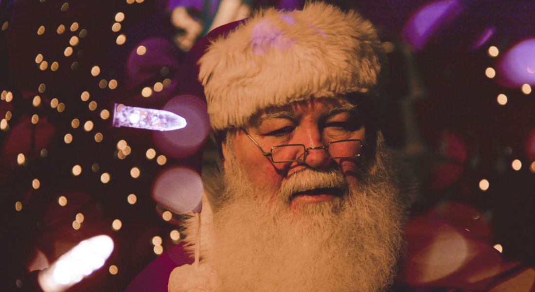 VIDEO: Hombre grita en medio de festival infantil que “Santa Claus no existe”