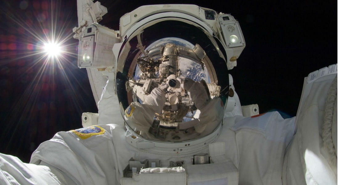 Aparece extraño agujero en la Estación Espacial Internacional