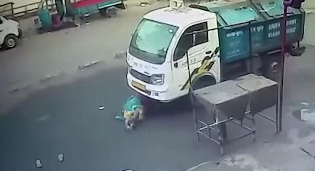 VIDEO: Mujer es atropellada y sale ilesa ‘milagrosamente’