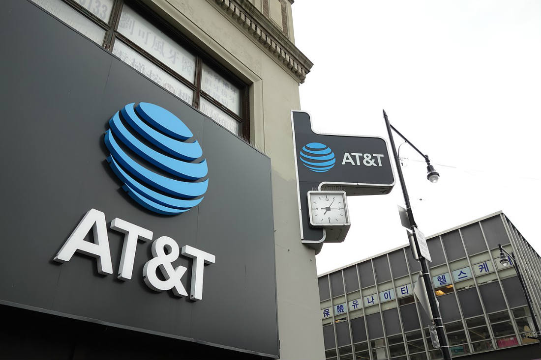 AT&T debe 156 mil millones de pesos en impuestos al SAT