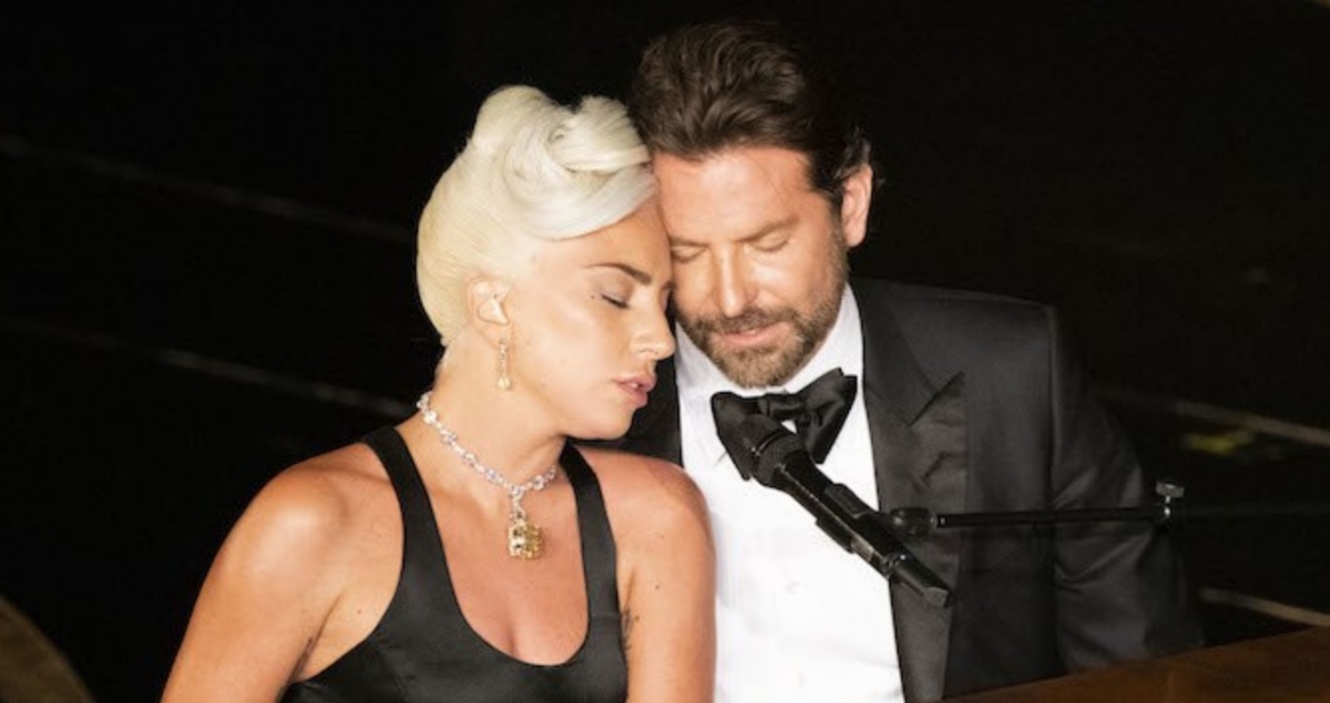 Lady Gaga se lleva el Óscar por su «cariño» a Bradley Cooper
