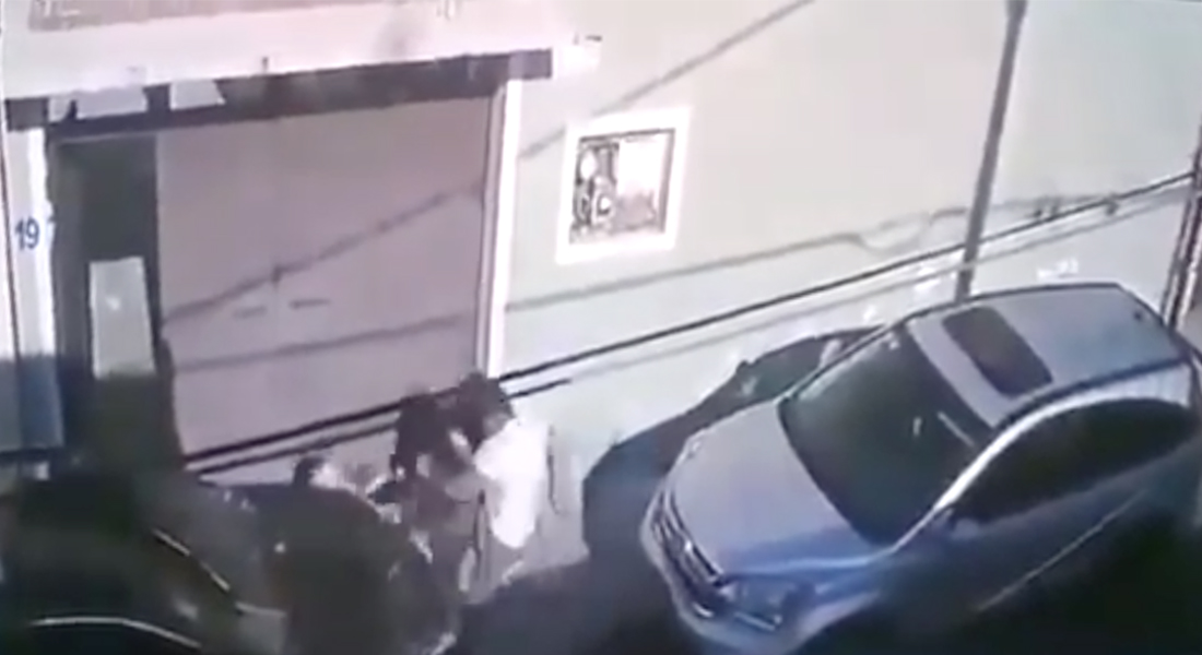 VIDEO: Revelan identidad de sujeto que agredió a una mujer… era policía