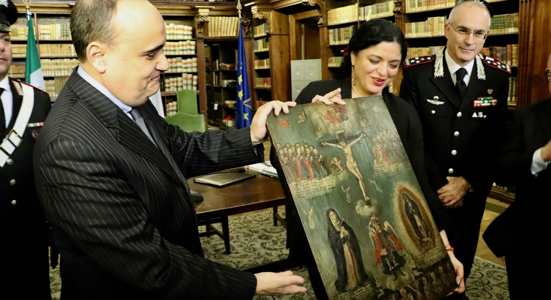 Italia le regresa a México 596 pinturas robadas