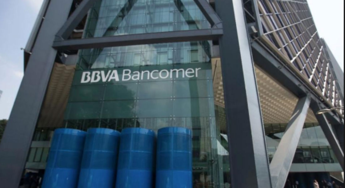 Desalojan torre BBVA Bancomer por «artefacto sospechoso»