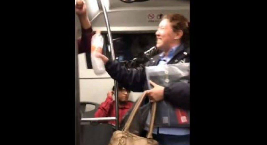 VIDEO: Mujer discrimina a joven en el autobús y la apodan #LadyHerpes