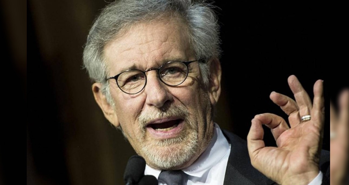 Spielberg pide a la Academia no considerar cintas de Netflix en los Óscar