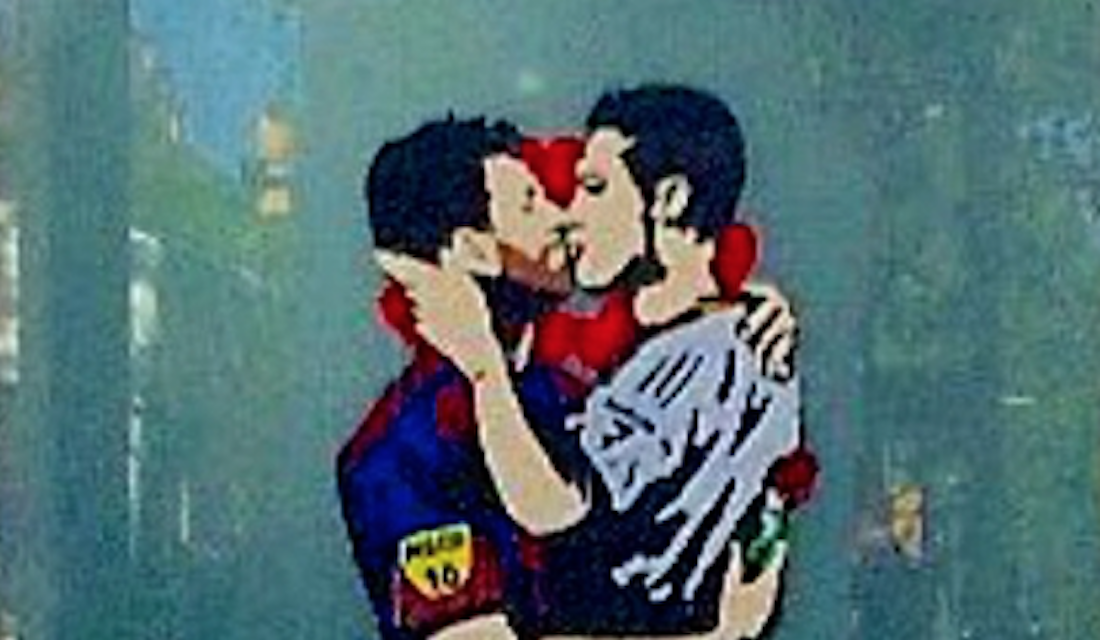 Messi y Cristiano Ronaldo se dan un beso en la boca