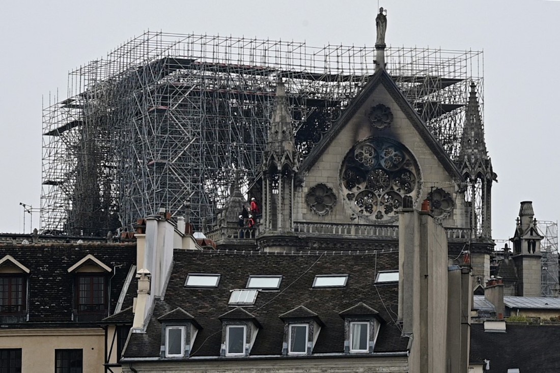 Futbol francés ayudará en la reconstrucción de Notre Dame