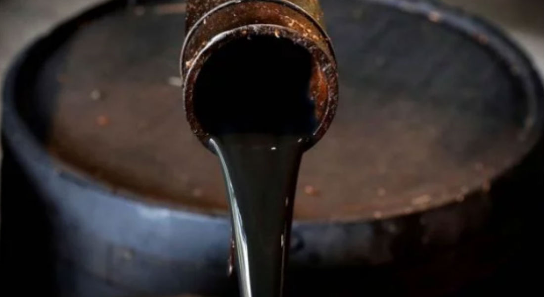 Sumergirse en petróleo, un nuevo tratamiento ¿médico?