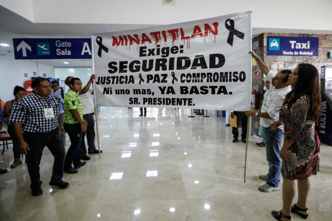 Minatitlán exige a AMLO seguridad y justicia para los habitantes