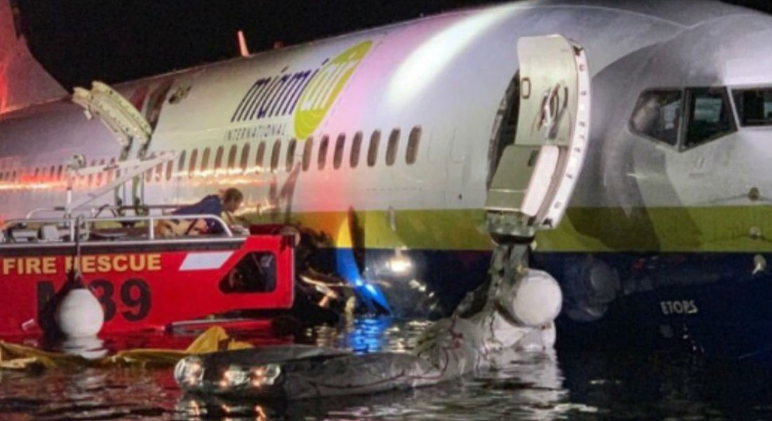 Avión de pasajeros se estrella durante el aterrizaje en Florida
