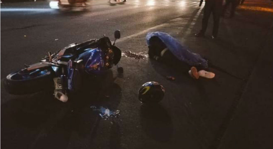 Por echar carreritas, chofer de microbús mata a motociclista en Coyoacán