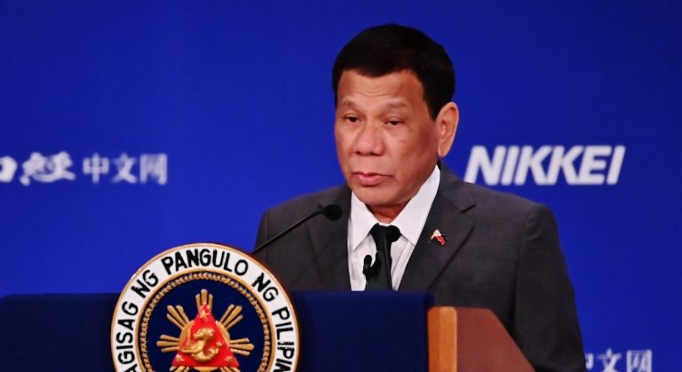 Duterte dice que fue gay