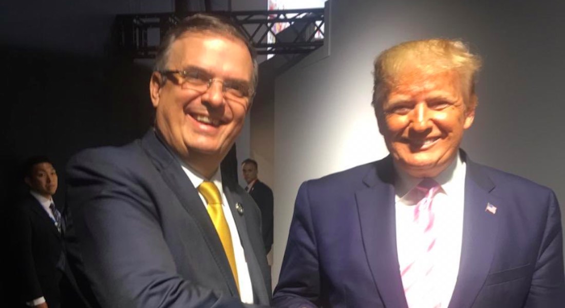 Encuentro amistoso: Ebrard y Trump se dan la mano en el G-20