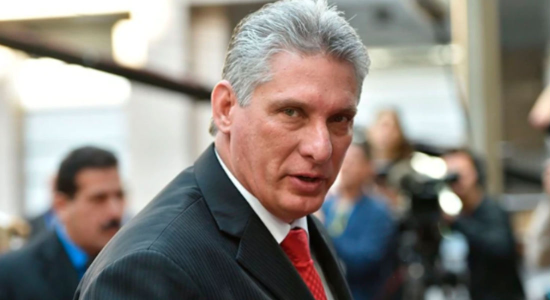 Presidente cubano arremete contra «mercenarios culturales»