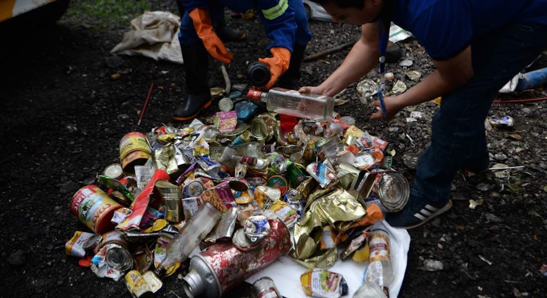 FOTOS: Reciclarán en Nepal toneladas de basura encontrada en el Monte Everest
