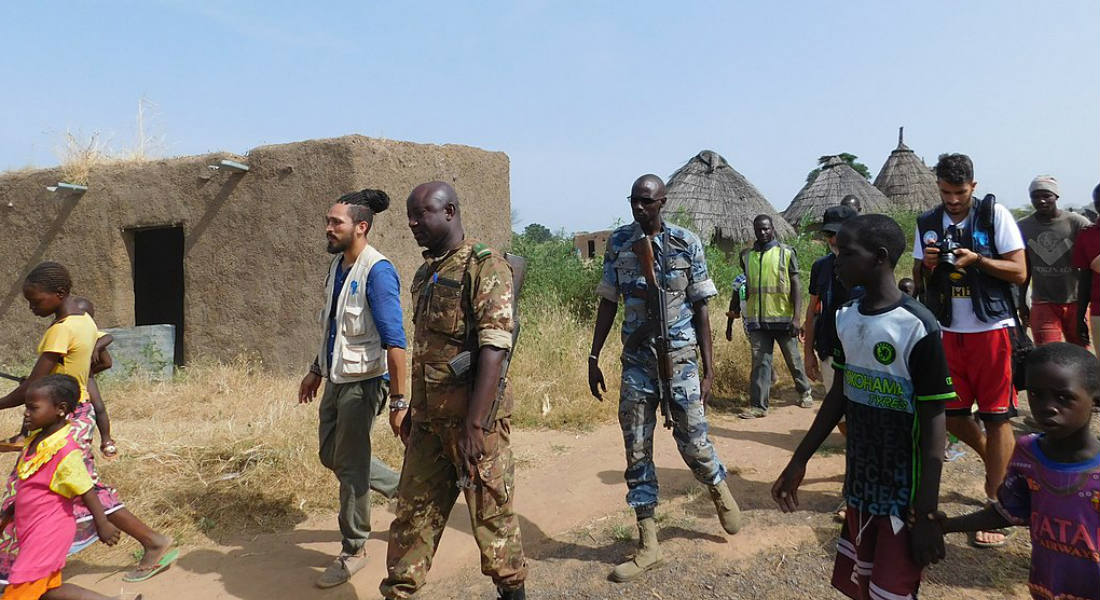 Matanza casi desaparece aldea en Mali; sospechan de terroristas