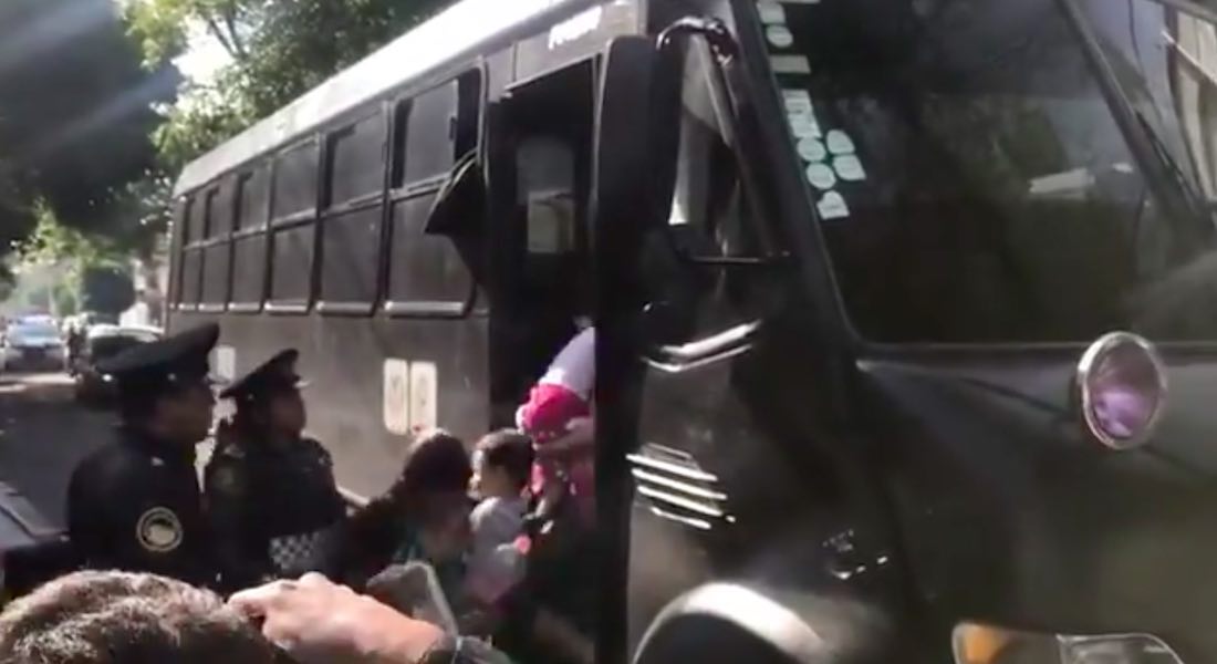 VIDEO: Rescatan a 19 migrantes retenidos en hotel de la GAM